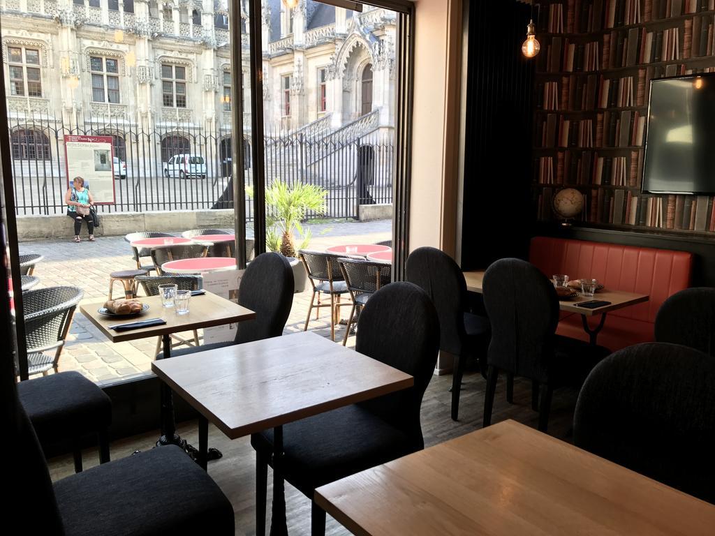 Les Inities Hotel Rouen Bagian luar foto